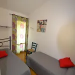 Comfy Flat With Shared Pool Apartmán *
